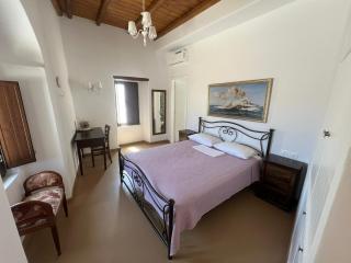 Katharsis Palace 15th Century Art Hotel at Naxos Old Town II - Naxos Chora - 9