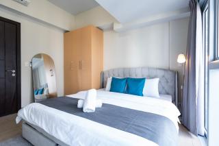 Uptown Parksuites Exec 1 Br Spacious good for 5, hi flr Great View fr Balcony - Manila - 4