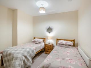 Rhiw Bank Apartment - 1