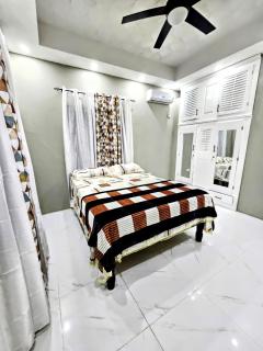 Lovely 4BR house in Maypen - Curatoe Hill - 6