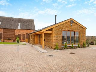 Meadow View - Uk47974 - Woodford - 0