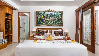 Putih DCarik Ubud - 7