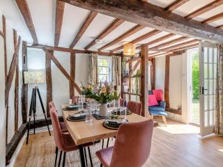 Oak Tree Cottage - - 5