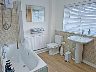 Trinity Cottage - Abergavenny - 1