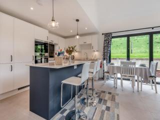 Dunley Barn - East Grimstead - 6
