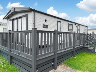 Family Cabin - Selsey - 0