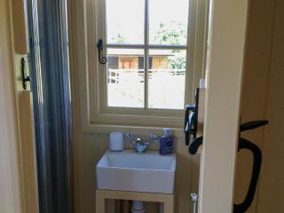 Beeches Shepherd Hut - 1