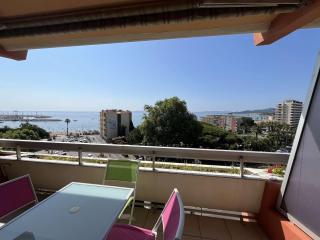 Studio cosy au Lavandou avec terrasse et parking - FR-1-308-73 - Le Lavandou - 0