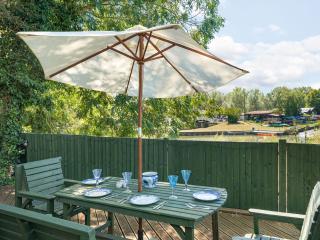 Island Lodge - Little Baddow - 2