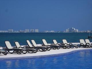 Punta me Luxury Apartment beach front & ocean view - 5