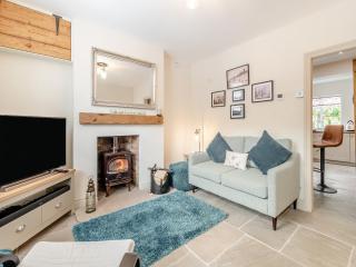 Cherry Blossom Cottage - Etton - 0