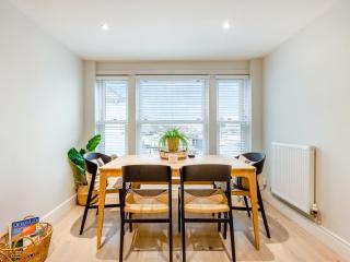 Sea Breeze - Torquay - 2