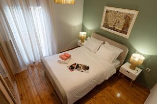 Prime location - 2 bd Boutique apartment - 9