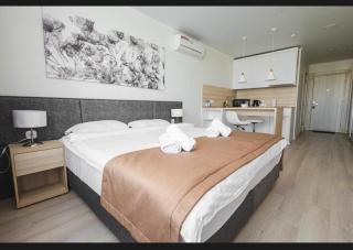 Private apartments at the YES Apart Hotel вид на Ботанический сад - 9