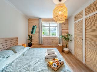 Little Matthews - Torquay - 1
