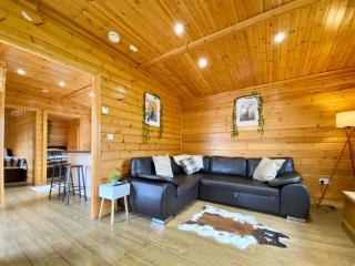 Pine Lodge - Uk46279 - Camerton - 0