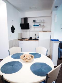 Apartments and Rooms Marica - Makarska - 2