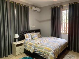 FranGee gold house with cool breeze & solar backup - - 6