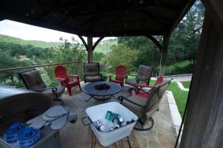 Elegant Hillside Home Near Volente on Lake Travis - 1
