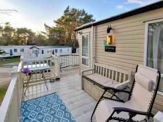 5 Pine Rise - Poole - 7