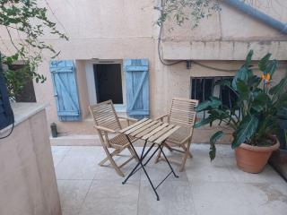 Under Olive Tree - Tolone - 9