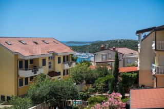 Apartment Tin Apartment mit Meerblick - Razvala - 0