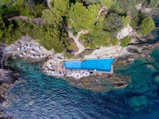 Hôtel Le Provençal - Rénové en 2025 - Bord de Mer - 9