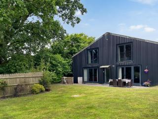 Hill Farm Barn - Damerham - 0
