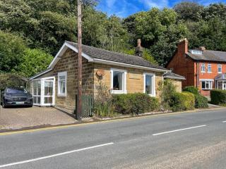 Lambert Hill Cottage - Whitby - 0