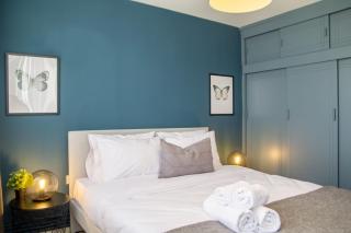 Sea View 3BR Flat – Steps from Coast Road - Smirne - 1