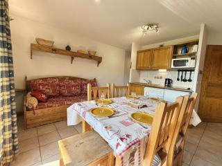 Spacieux 3 pièces à Praz-sur-Arly, balcon sud-ouest, garage, proche centre et remontées mécaniques - FR-1-603-16 - 9