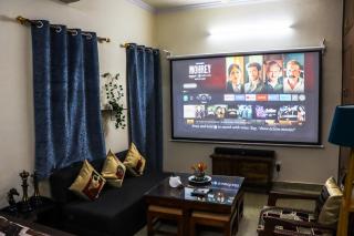 Bollywood Junction 100 inch Cinema Party Couples - 3