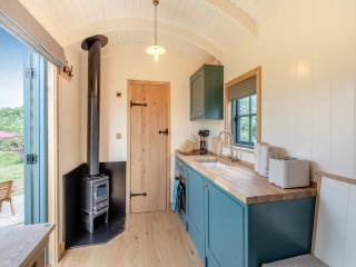 Shepherds Retreat - Ongar - 4