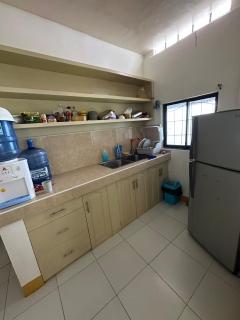 Becca's Vacation House - - 8