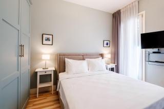 Stylish Flat with Balcony Near Central Avenue - Istanbul - 8