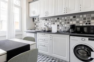Chic Flat 5 min to Galata Tower in Istiklal Ave - Istanbul - 4