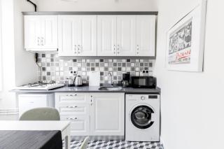 Chic Flat 5 min to Galata Tower in Istiklal Ave - Istanbul - 1