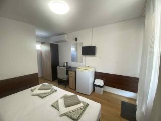 Family Hotel Yulian - Kranevo - 2