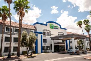 Holiday Inn Express Tucson-Airport by IHG - Tucson - 0