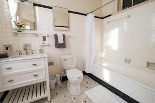 Oakridge House. Spacious and historic home in downtown Ironton, Ohio. - 1