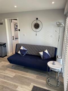 Chalet 133, Snowdon Holiday Chalet - Glan Gwna - Caeathro - 2