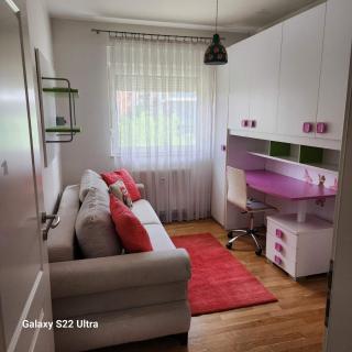 Apartment me Qira - Pristina - 1