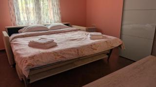 Meris Home - - 6