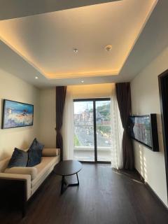 Căn hộ 2 PN, Phù hợp gia đình, gần biển, View chéo biển, vòng quay MT The Sapphire 2 Hạ Long - Ha Long - 8