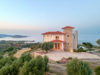 Eden Hill Luxury Villa with Pool in Monemvasia - Monemvasia - 5