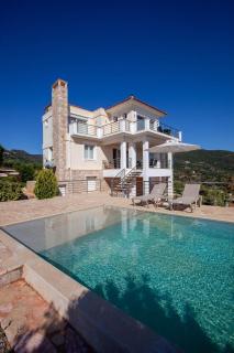 Eden Hill Luxury Villa with Pool in Monemvasia - Monemvasia - 0