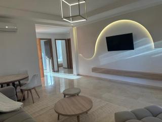 Luxury apartment with pool & garden views - Marrakesh - 5