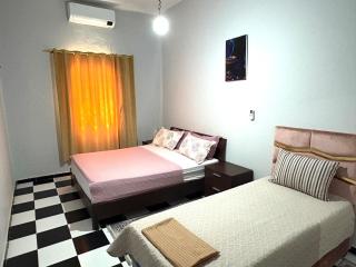 Spacious Apartment with Motorcycle Garage, Free Parking, and Air Conditioning - Errachidia - 0