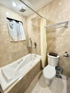 White Beach Suites Boracay - Boracay - 9