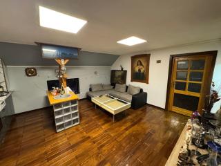 Lola's Apartment - 2